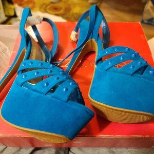 Royal blue Stilettos 💙